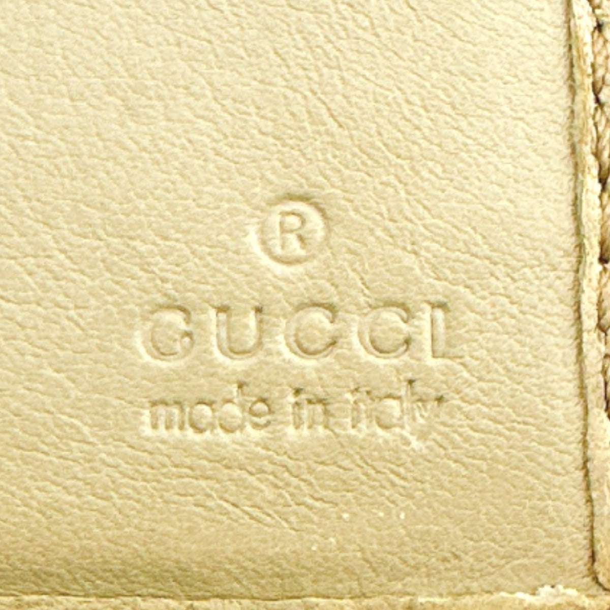 グッチ GUCCI 長財布
二つ折り長財布 グッチシマ GG レザー 204836 アイボリー 【SS】
【中古】