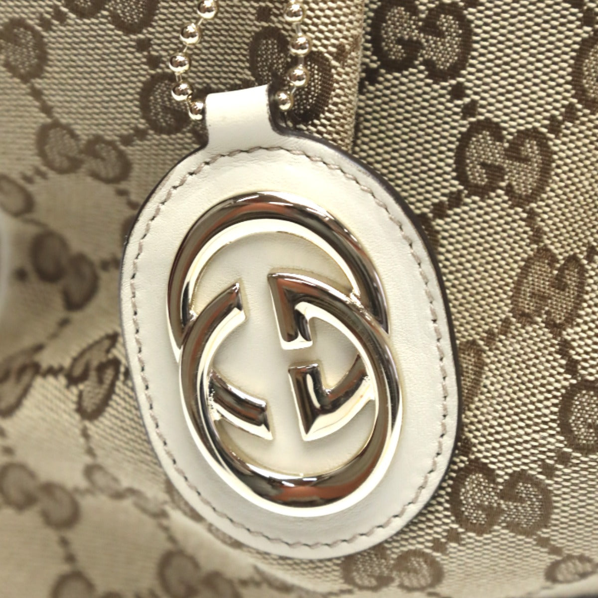 グッチ GUCCI ハンドバッグ
ハンドバック GG柄 スーキー GGキャンバス 211944 ブラウン 【SS】
【中古】