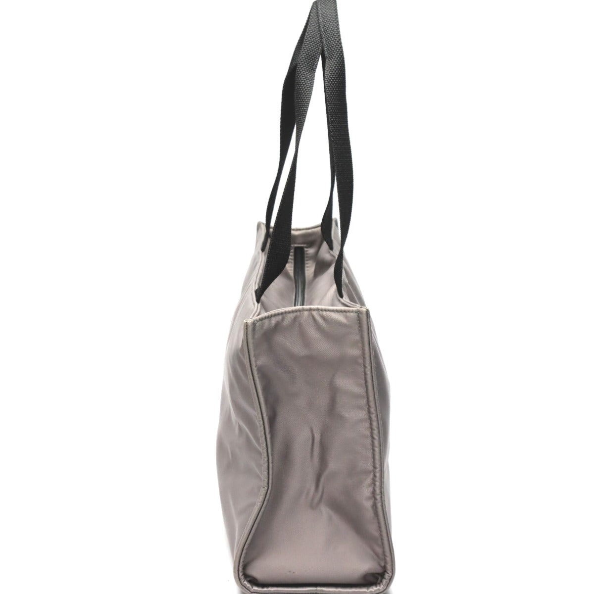ケイトスペード Kate Spade トートバッグ
トートバッグ ナイロン ハンドバック ナイロン 716Y8244 グレー 【SS】
【中古】