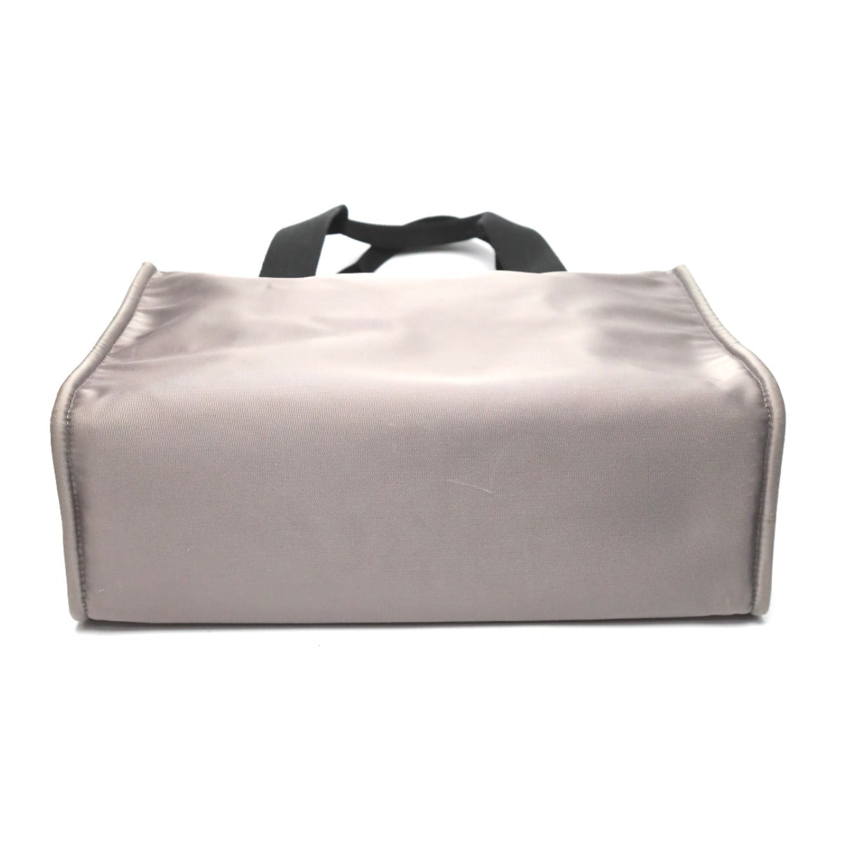 ケイトスペード Kate Spade トートバッグ
トートバッグ ナイロン ハンドバック ナイロン 716Y8244 グレー 【SS】
【中古】