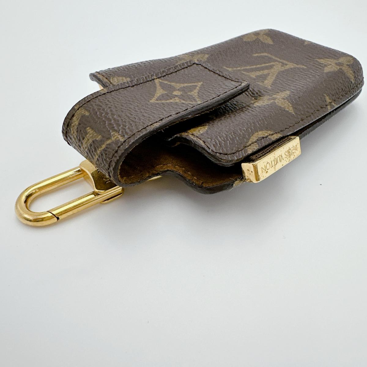 ルイヴィトン LOUIS VUITTON その他ファッション雑貨
携帯電話ケース モノグラム エテュイ・テレフォン インターナショナル モノグラムキャンバス M63064 LV
【SS】
【中古】