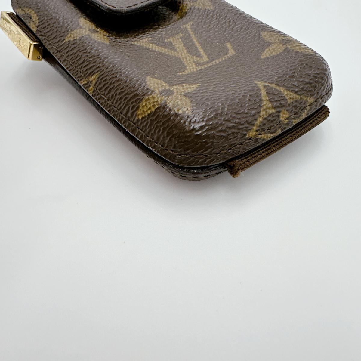 ルイヴィトン LOUIS VUITTON その他ファッション雑貨
携帯電話ケース モノグラム エテュイ・テレフォン インターナショナル モノグラムキャンバス M63064 LV
【SS】
【中古】