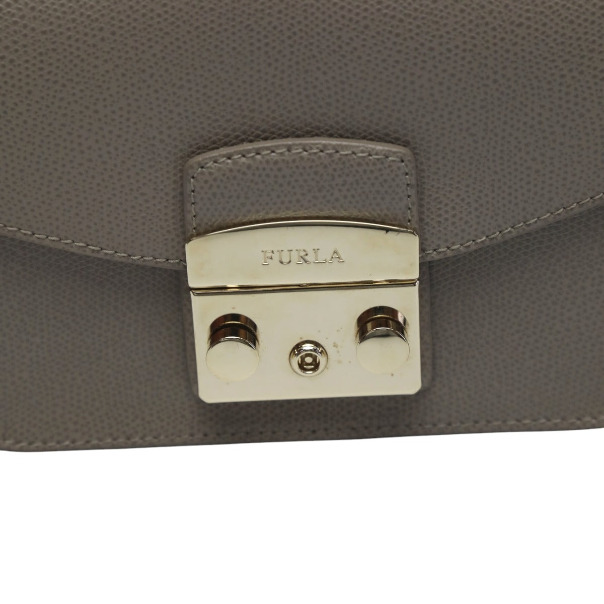 フルラ Furla ショルダーバッグ
チェーンショルダーバッグ ゴールド金具 メトロポリス レザー G6400/S2 グレージュ 【SS】
【中古】