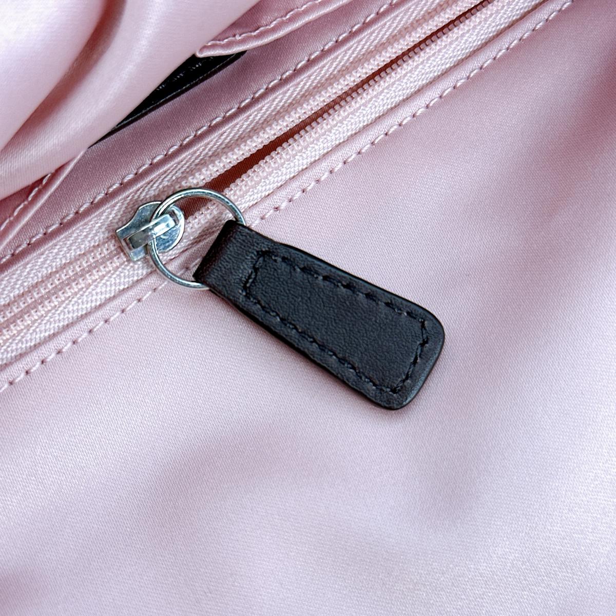 コーチ COACH ハンドバッグ
トートバッグ アシュリー ドット ナイロン B1481-F20027 ブラウン 【SS】
【中古】