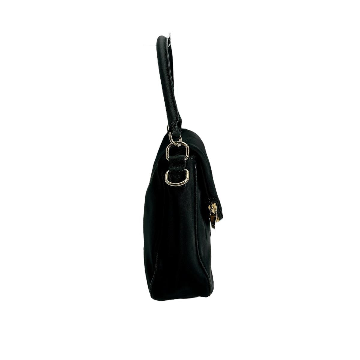 ケイトスペード Kate Spade ハンドバッグ
2wayバッグ ショルダーバッグ ナイロン PXRU6214 ブラック 【SS】
【中古】