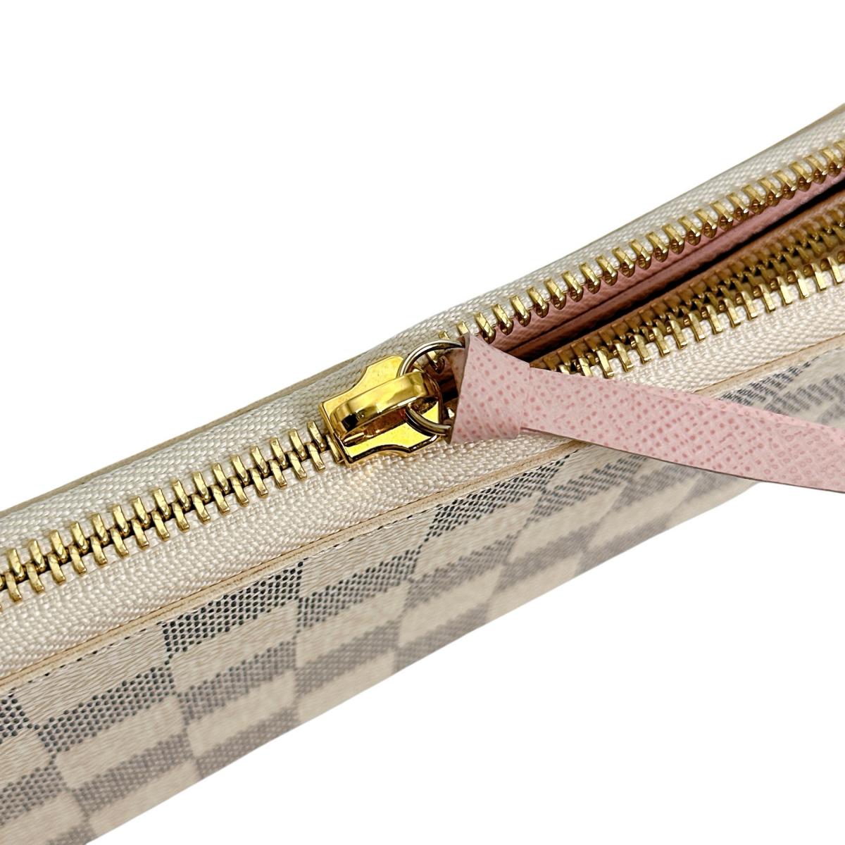 ルイヴィトン LOUIS VUITTON 長財布
ポルトフォイユクレマンス ダミエアズール ラウンドファスナー ダミエアズールキャンバス N61264 ローズバレリーヌ LV
【SS】
【中古】