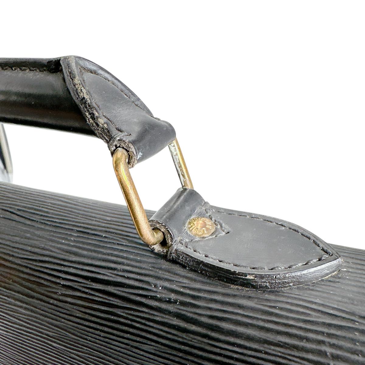 ルイヴィトン LOUIS VUITTON ビジネスバッグ
ビジネスバッグ エピ セルヴィエット・アンバサダー エピレザー M54412 ブラック LV
【SS】
【中古】
