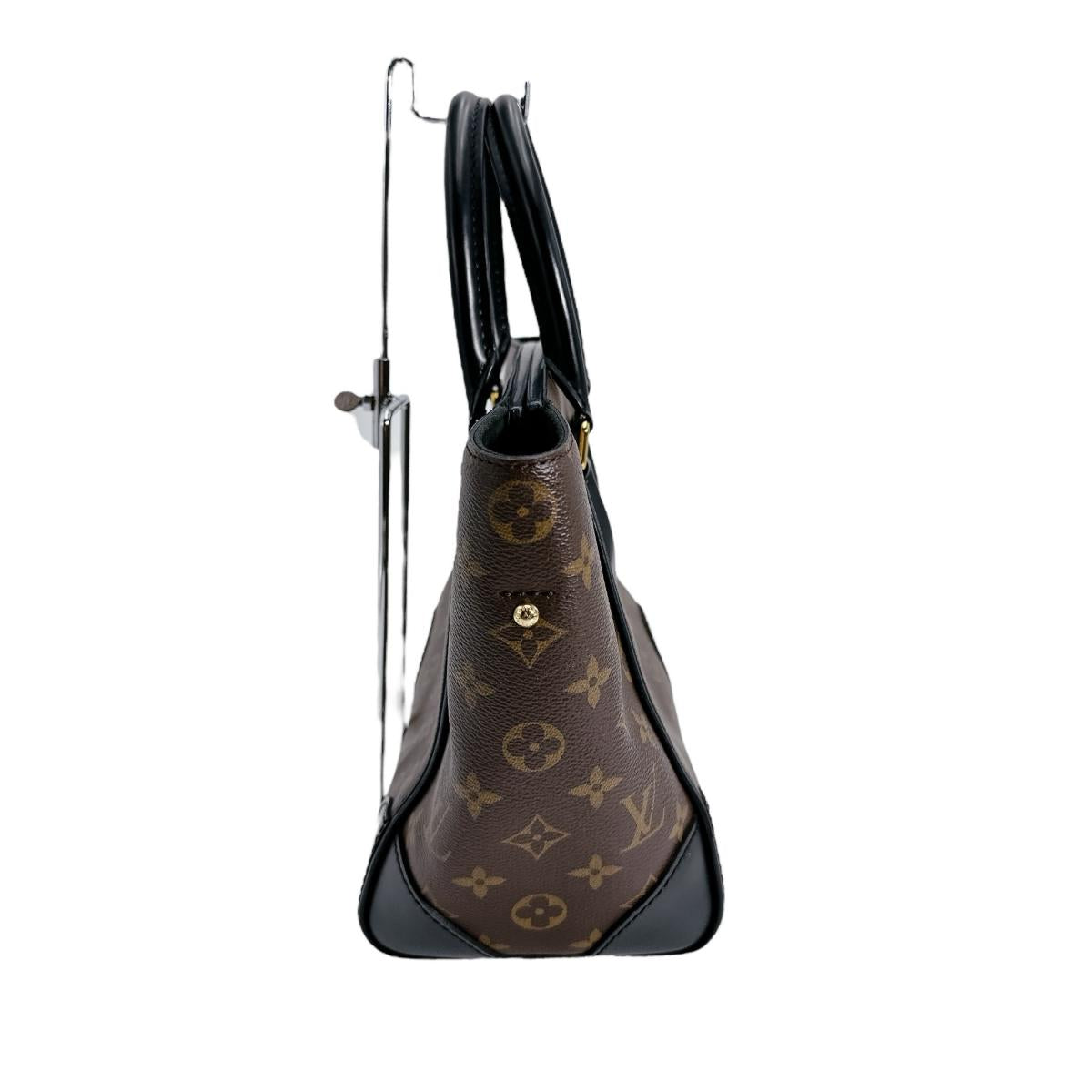 ルイヴィトン LOUIS VUITTON ハンドバッグ
ハンドバッグ モノグラム フェニックスPM モノグラムキャンバス M41538 ブラウン LV
【SS】
【中古】