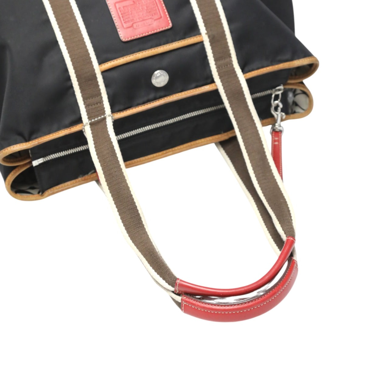 コーチ COACH ハンドバッグ
トートバッグ 肩掛け ハンプトンズウイークエンド ナイロン A3K-5071 ブラック 【SS】
【中古】