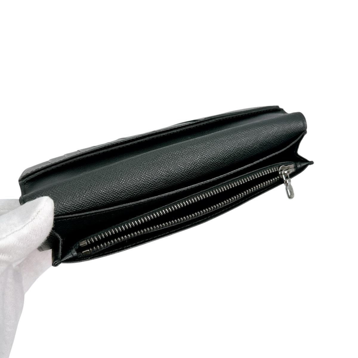 ルイヴィトン LOUIS VUITTON 長財布
二つ折り長財布 エクリプス ポルトフォイユ・ブラザ モノグラムキャンバス M61697 グレー×ブラック LV
【SS】
【中古】
