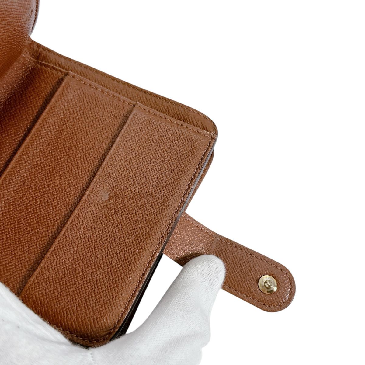 ルイヴィトン LOUIS VUITTON 二つ折り財布
カード用ポケットファスナー付 モノグラム コンパクトジップ モノグラムキャンバス M61667 ブラウン LV
【SS】
【中古】