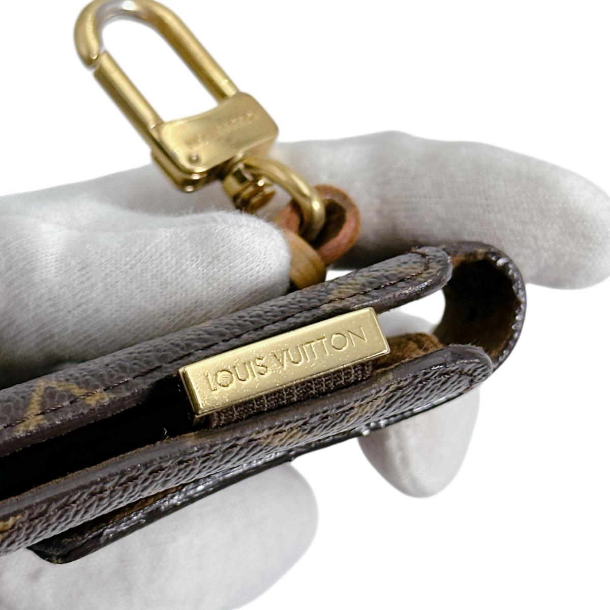 ルイヴィトン LOUIS VUITTON その他ファッション雑貨
携帯電話ケース モノグラム エテュイ・テレフォン インターナショナル モノグラムキャンバス M63064 ブラウン LV
【SS】
【中古】