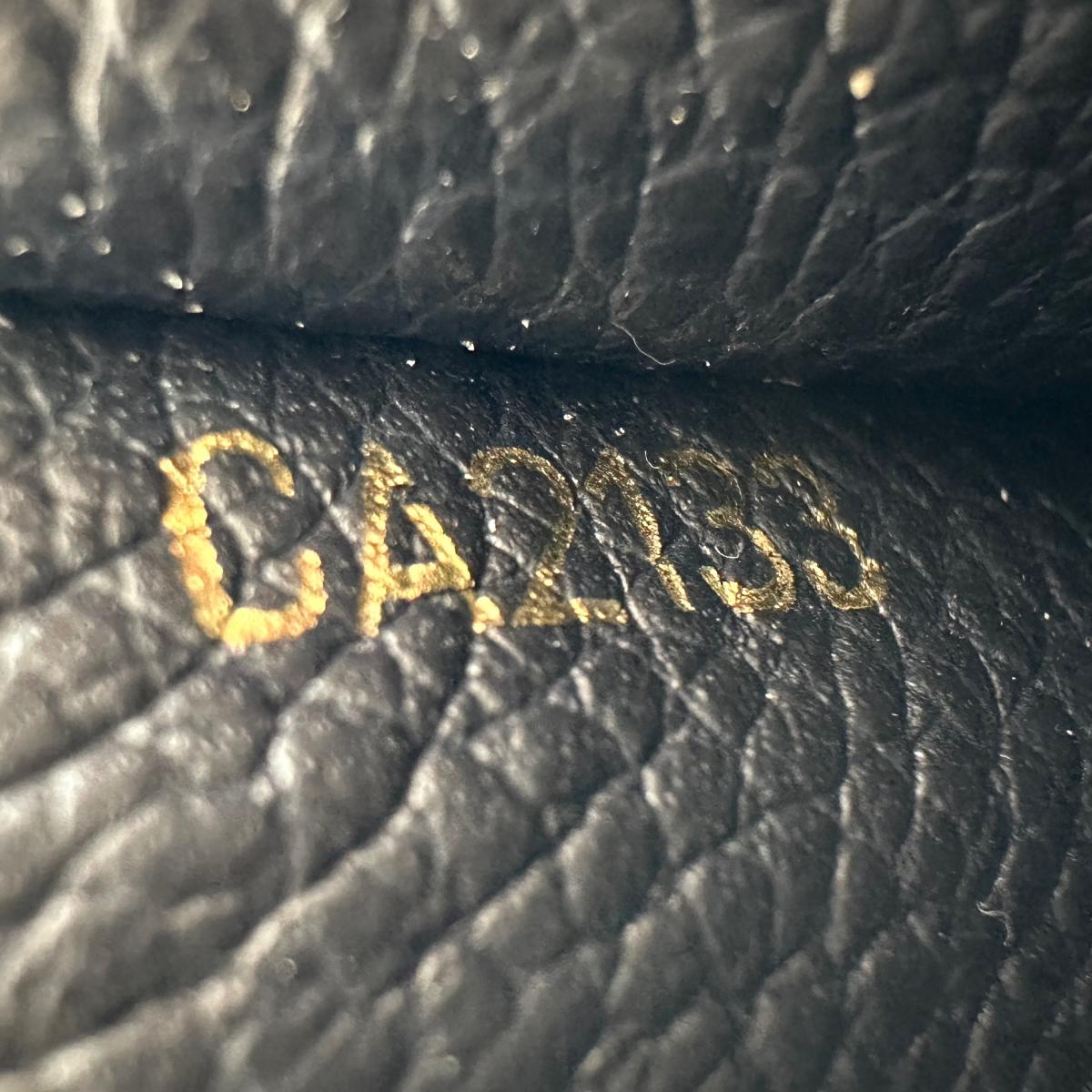 ルイヴィトン LOUIS VUITTON 長財布
三つ折り長財布 モノグラム・アンプラントレザー ポルトフォイユ・ヴィルトゥオーズ モノグラムアンプラント M60258 アンフィニ LV
【SS】
【中古】