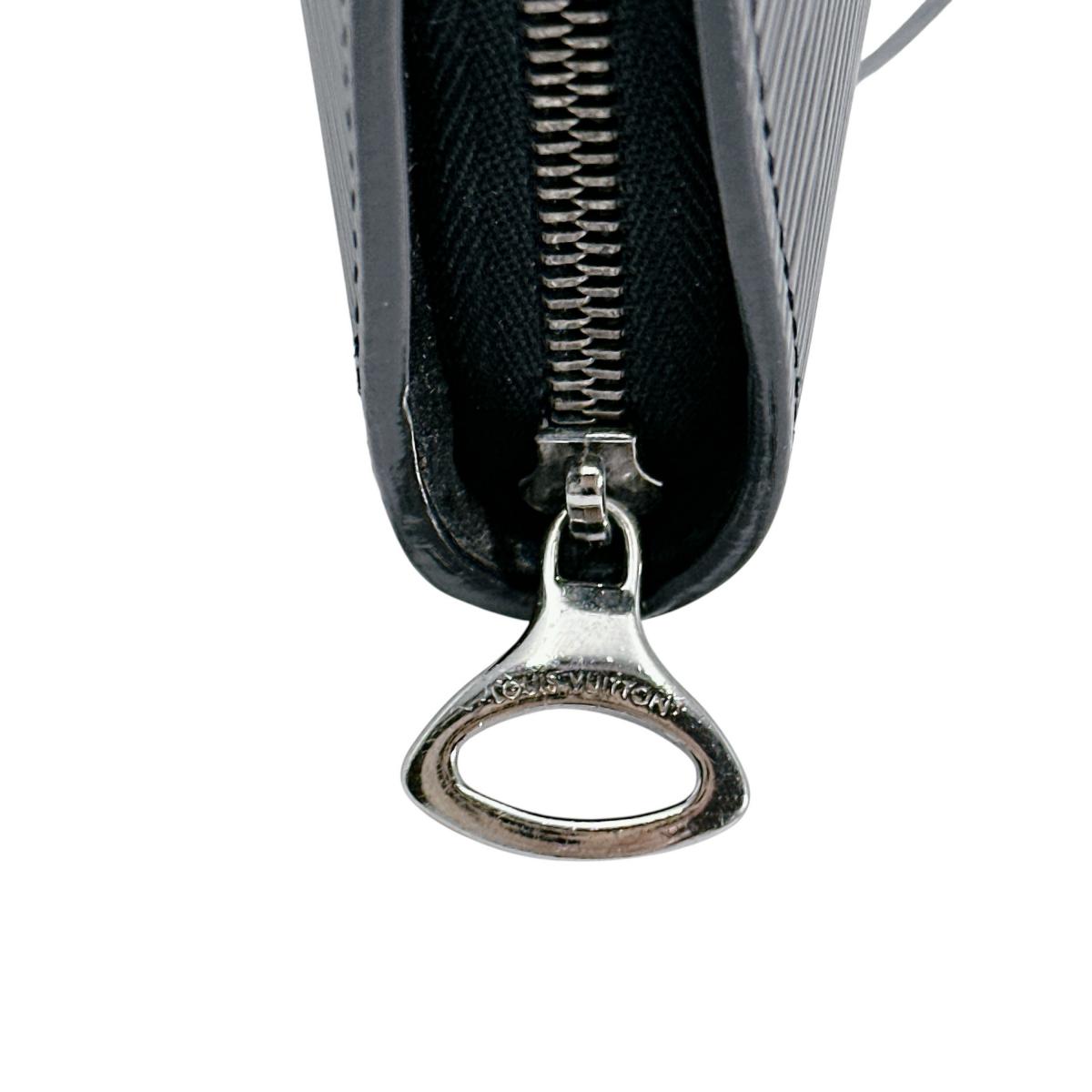 ルイヴィトン LOUIS VUITTON 長財布
長財布 エピ ポルトフォイユエピZ エピレザー M63442 ブラック LV
【SS】
【中古】
