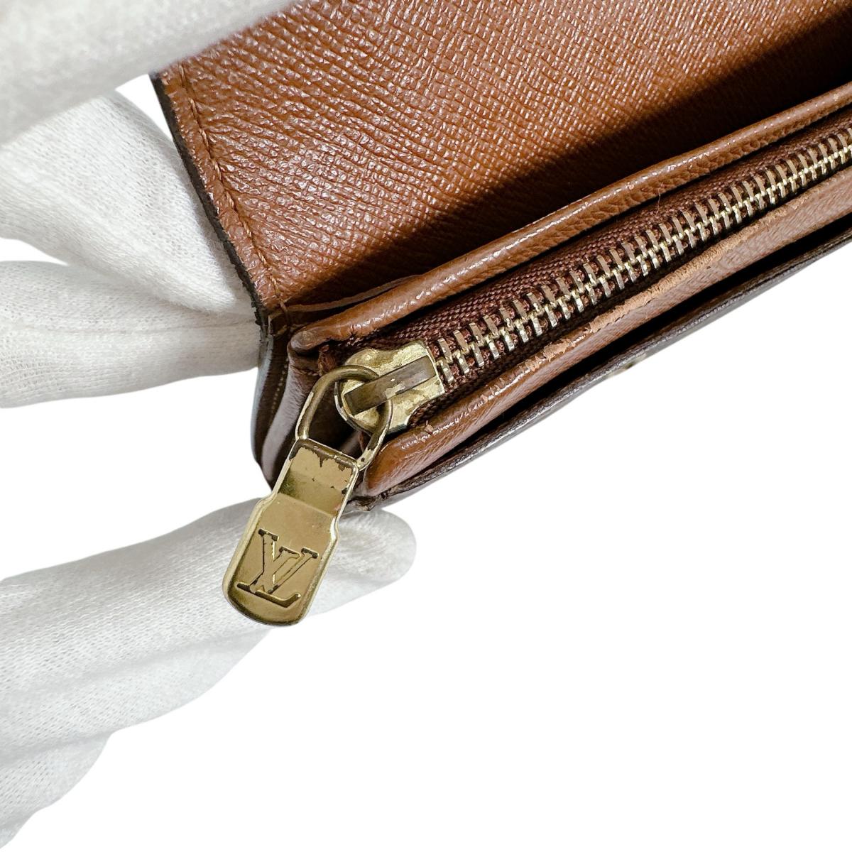 ルイヴィトン LOUIS VUITTON 二つ折り財布
L字ファスナー モノグラム ポルトモネビエ・トレゾール モノグラムキャンバス M61736 ブラウン LV
【SS】
【中古】