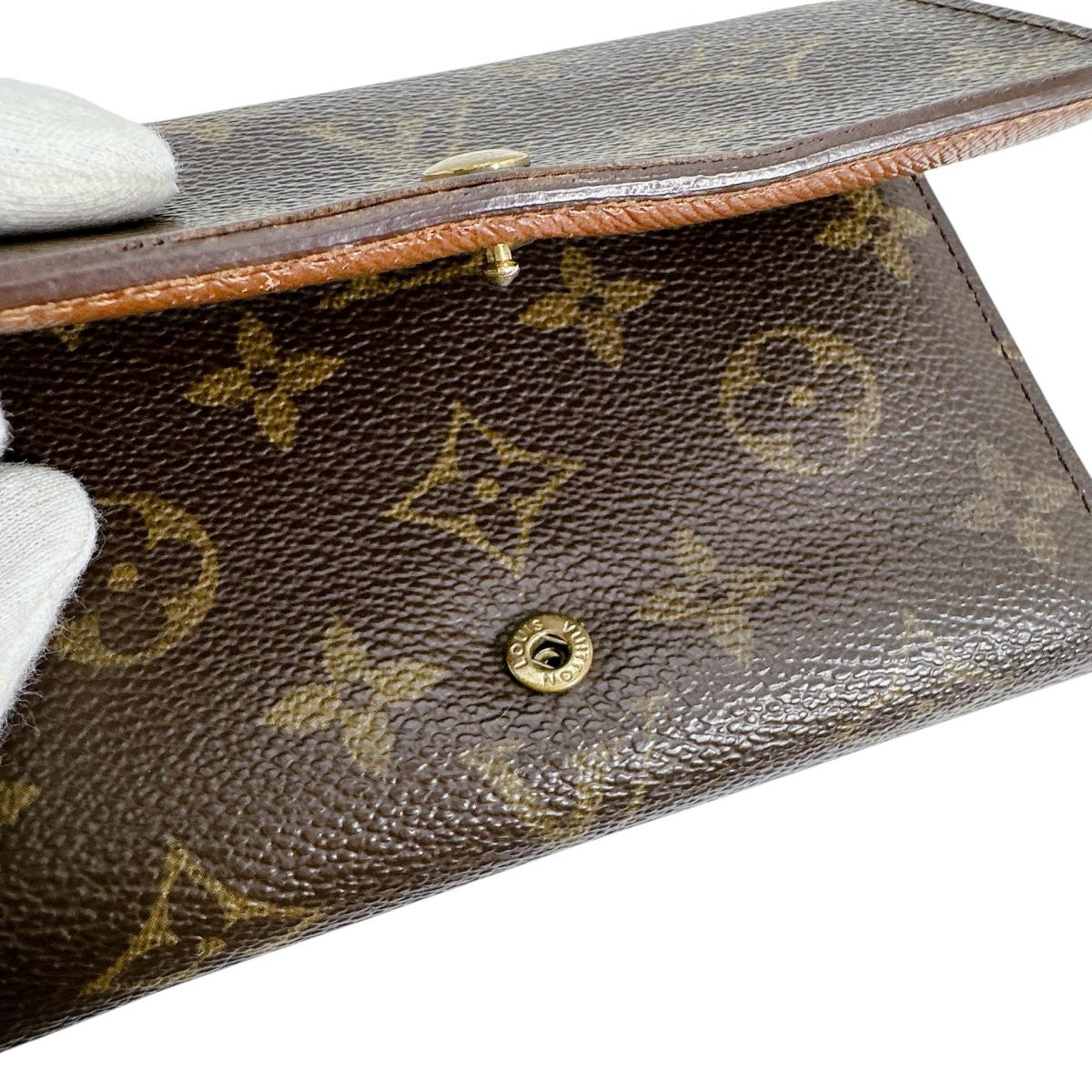 ルイヴィトン LOUIS VUITTON 二つ折り財布
L字ファスナー モノグラム ポルトモネビエ・トレゾール モノグラムキャンバス M61736 ブラウン LV
【SS】
【中古】