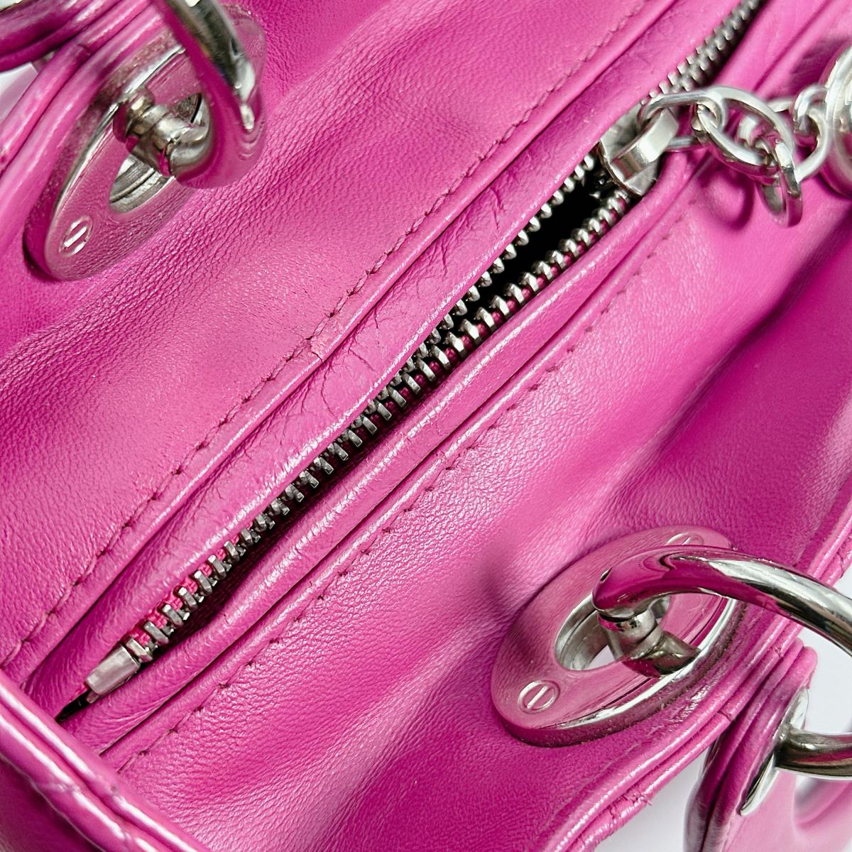 ディオール Dior ハンドバッグ
ショルダーバッグ 2WAYハンドバッグ カナージュ ラムスキン ラムスキンピンク 【SS】
【中古】