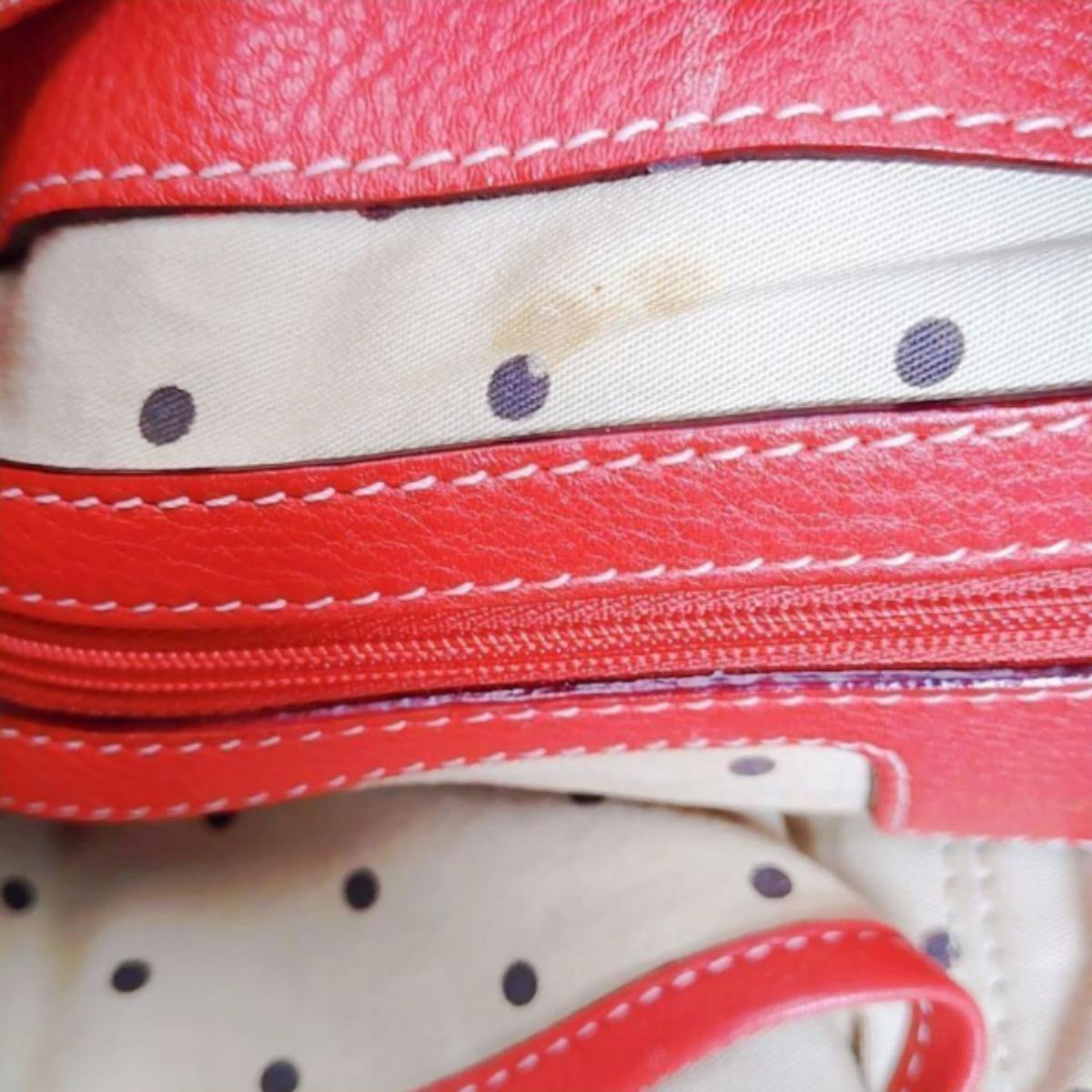 ケイトスペード Kate Spade ハンドバッグ
トートバッグ 巾着型 レザー レッド 【SS】
【中古】