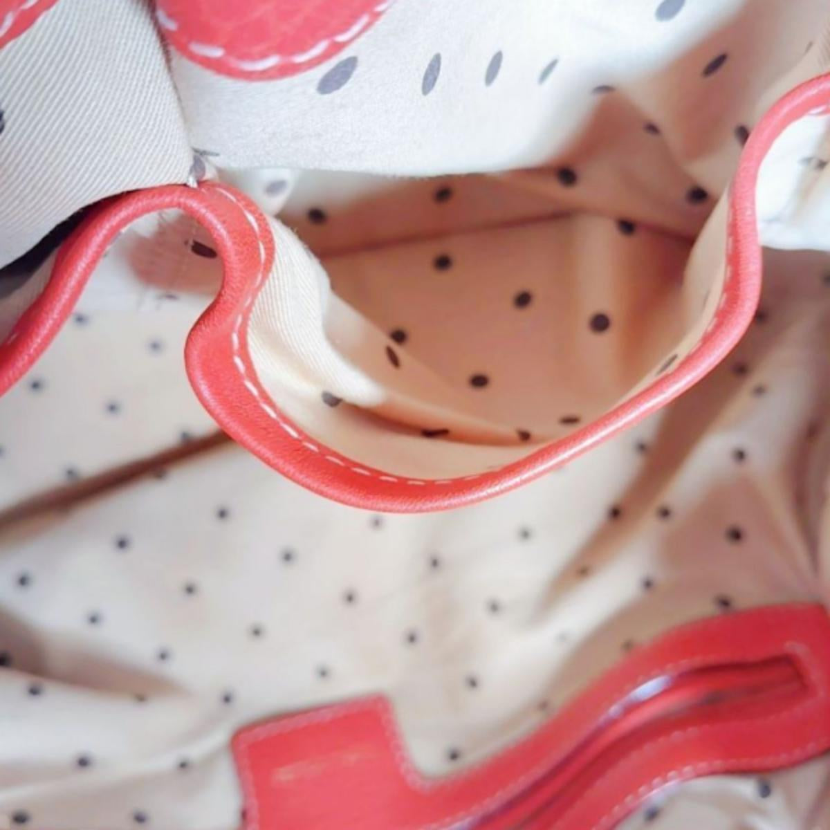 ケイトスペード Kate Spade ハンドバッグ
トートバッグ 巾着型 レザー レッド 【SS】
【中古】