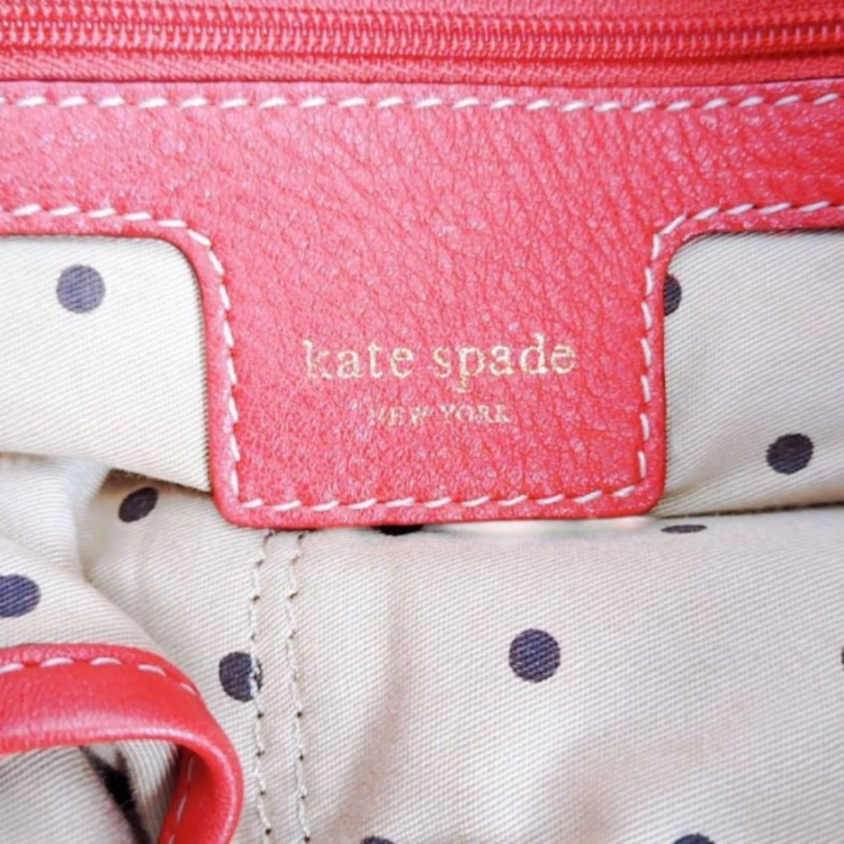ケイトスペード Kate Spade ハンドバッグ
トートバッグ 巾着型 レザー レッド 【SS】
【中古】