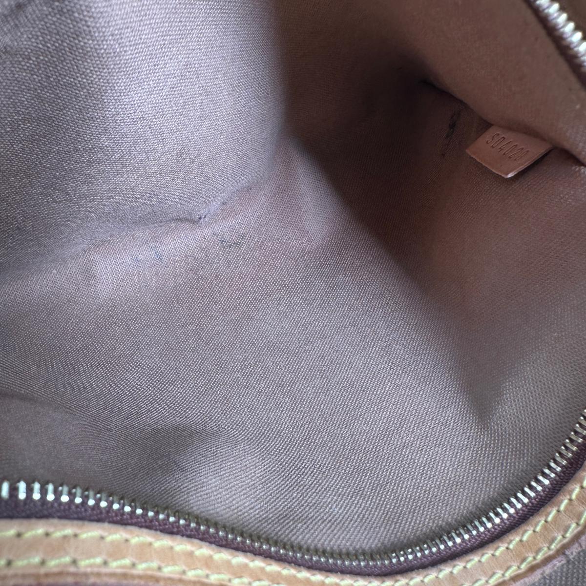 ルイヴィトン LOUIS VUITTON トートバッグ
バッグ モノグラム バティニョール・オリゾンタル モノグラムキャンバス M51154 ブラウン LV
【SS】
【中古】