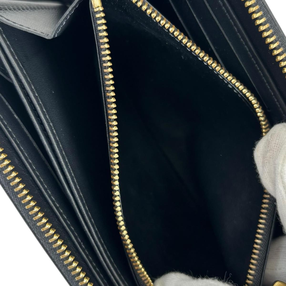 ルイヴィトン LOUIS VUITTON 長財布
長財布 モノグラム ジッピー・ウォレット ラムスキン M81510 ノワール LV
【SS】
【中古】