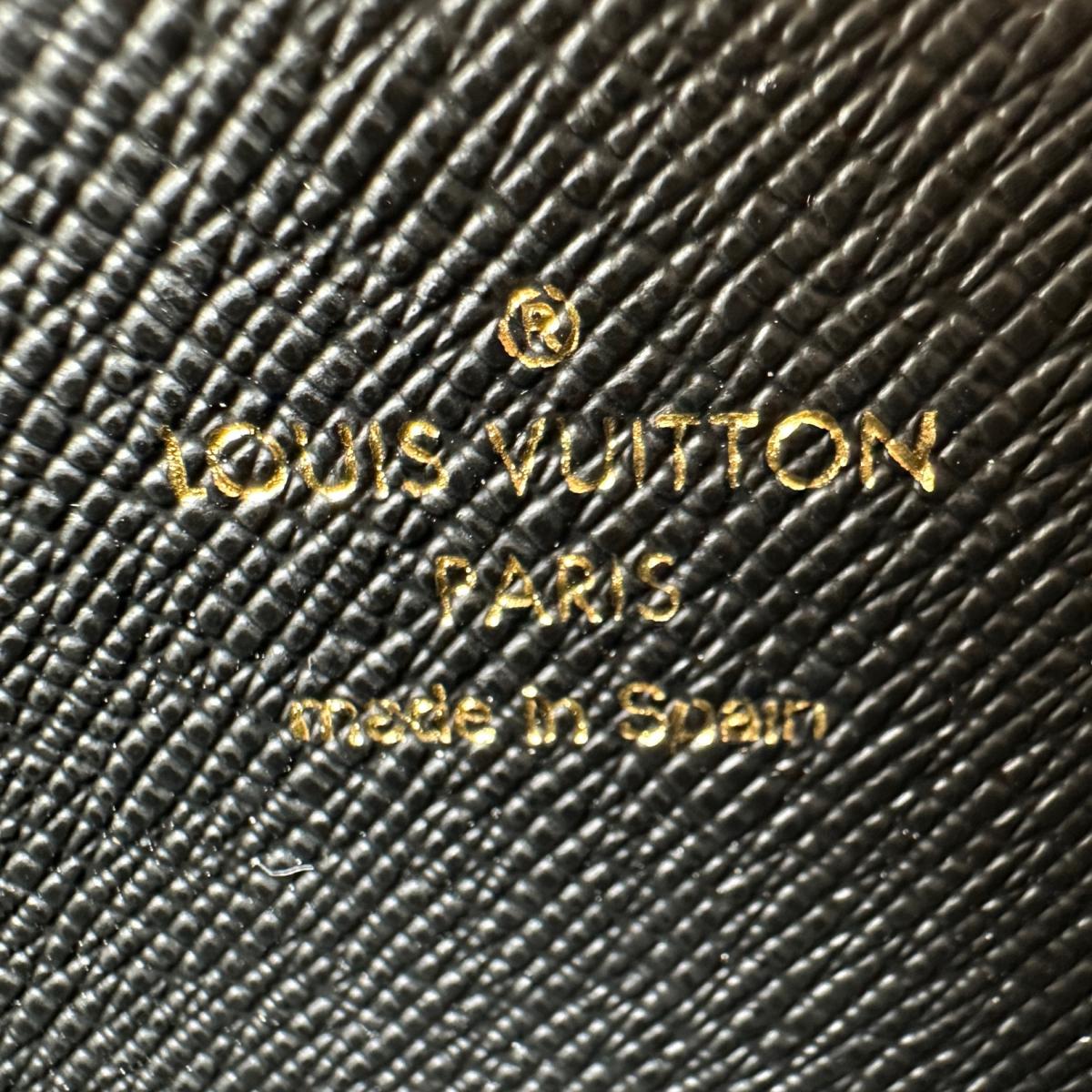ルイヴィトン LOUIS VUITTON 長財布
長財布 モノグラムジャイアント ジッピー・ウォレット モノグラムキャンバス M69353 ブラウン LV
【SS】
【中古】