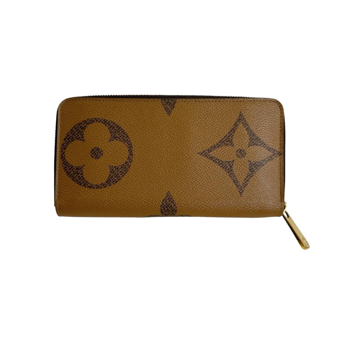 ルイヴィトン LOUIS VUITTON 長財布
長財布 モノグラムジャイアント ジッピー・ウォレット モノグラムキャンバス M69353 ブラウン LV
【SS】
【中古】