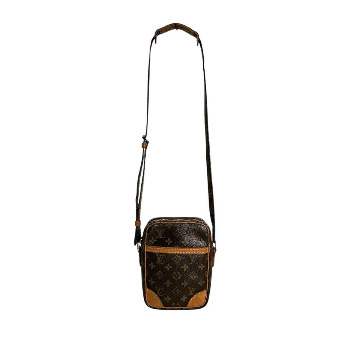ルイヴィトン LOUIS VUITTON ショルダーバッグ
ショルダーバッグ モノグラム ダヌーブ モノグラムキャンバス M45266 ブラウン LV
【SS】
【中古】
