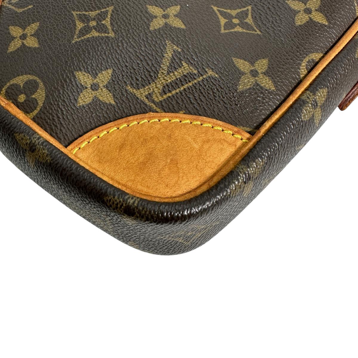 ルイヴィトン LOUIS VUITTON ショルダーバッグ
ショルダーバッグ モノグラム ダヌーブ モノグラムキャンバス M45266 ブラウン LV
【SS】
【中古】