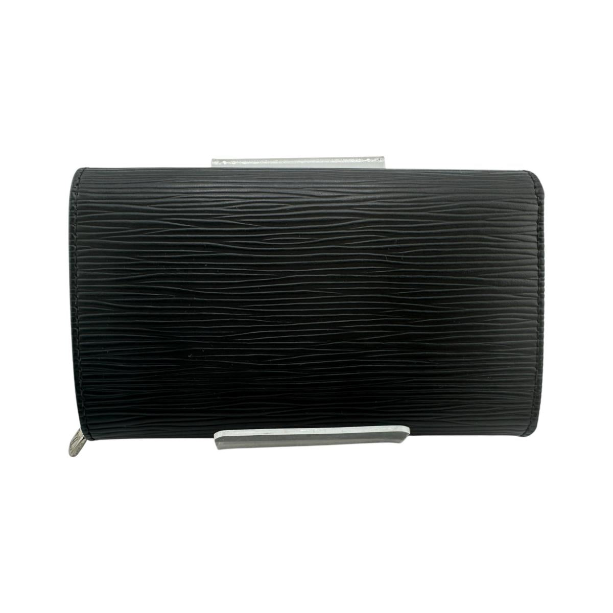 ルイヴィトン LOUIS VUITTON 二つ折り財布
二つ折り長財布 エピ ポルトフォイユトレゾール エピレザー M63972 ブラック LV
【SS】
【中古】