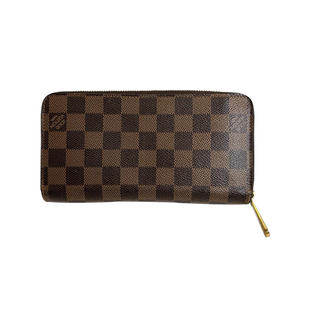 ルイヴィトン LOUIS VUITTON 長財布
長財布 ダミエ ジッピーウォレット ダミエキャンバス N41661 ブラウン LV
【SS】
【中古】