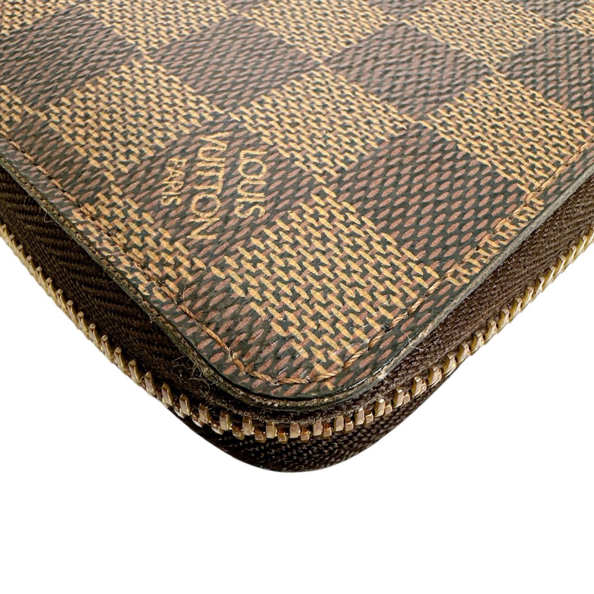 ルイヴィトン LOUIS VUITTON 長財布
長財布 ダミエ ジッピーウォレット ダミエキャンバス N41661 ブラウン LV
【SS】
【中古】
