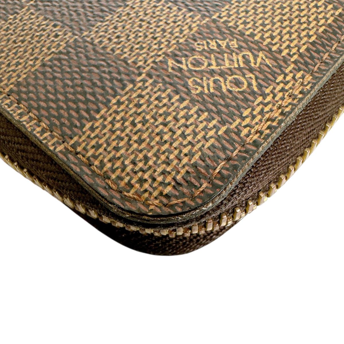 ルイヴィトン LOUIS VUITTON 長財布
長財布 ダミエ ジッピーウォレット ダミエキャンバス N41661 ブラウン LV
【SS】
【中古】