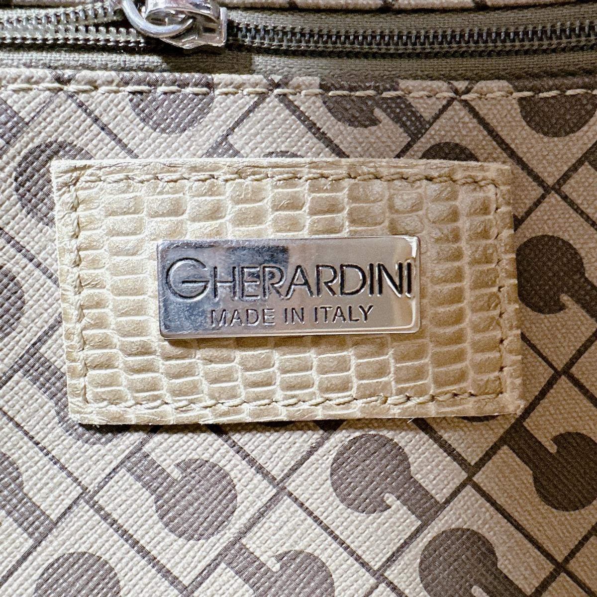 ゲラルディーニ GHERARDINI ハンドバッグ
ハンドバッグ ソフティ PVC ベージュ 【SS】
【中古】