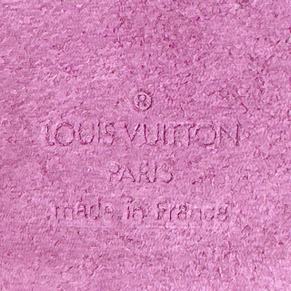 ルイヴィトン LOUIS VUITTON ポーチ
宝石ケース エピ エクランビジュー8 エピレザー M48229 タッシリイエロー LV
【SS】
【中古】