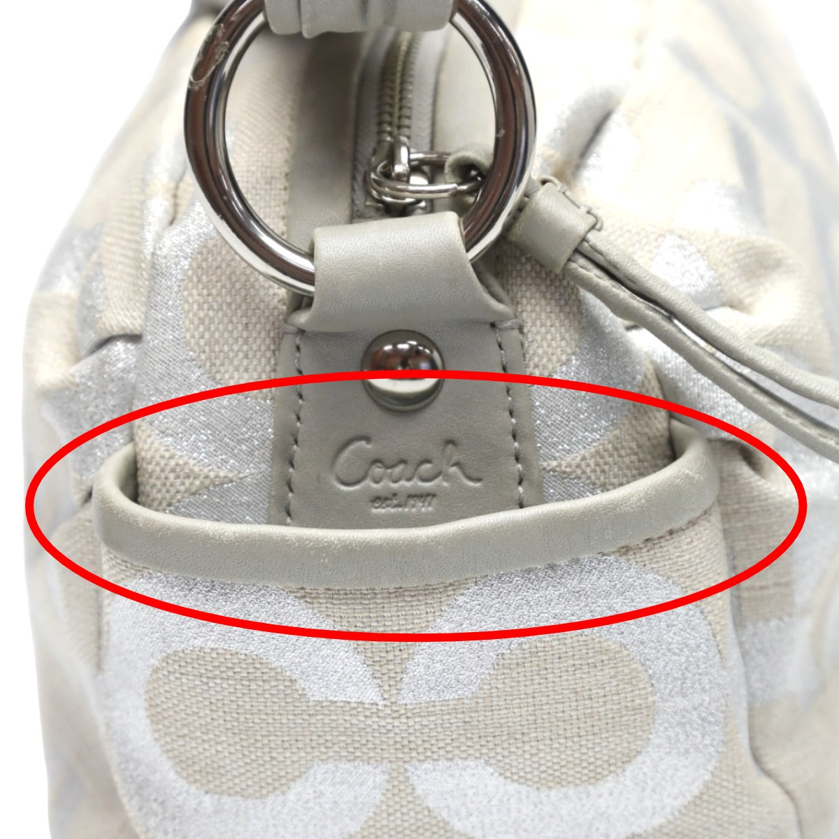 コーチ COACH ショルダーバッグ
ワンショルダー パーカー オプアート ラメ レザー 13507 シルバー×グレー 【SS】
【中古】