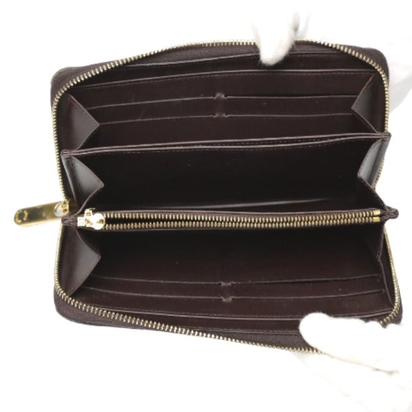 ルイヴィトン LOUIS VUITTON 長財布
ラウンドファスナー モノグラムヴェルニ ジッピーウォレット モノグラムヴェルニ M93522 アマラント LV
【SS】
【中古】