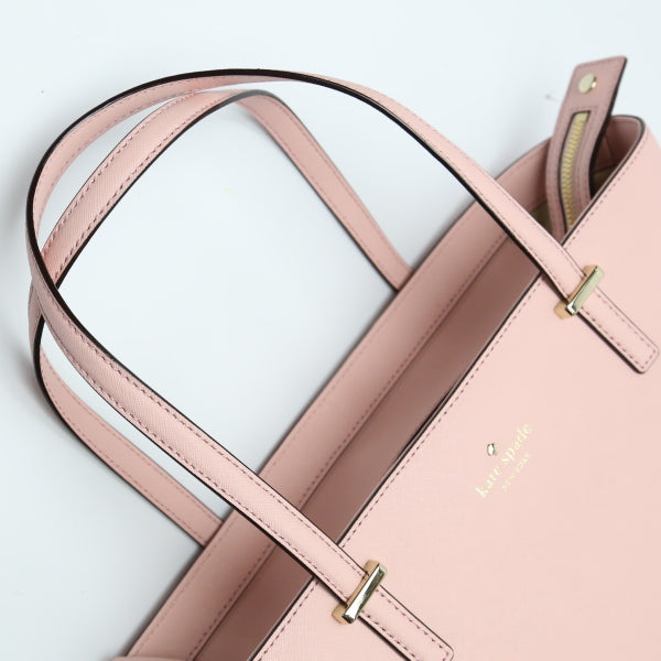 ケイトスペード Kate Spade トートバッグ
ハンドバッグ サーモンピンク 【SS】
【中古】