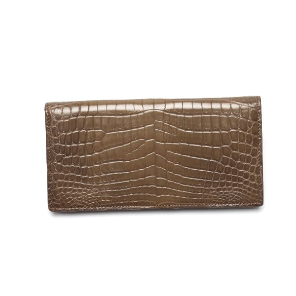 長財布
クロコ GENUINE CROCODILE SKIN ブラウン 【SS】
【中古】