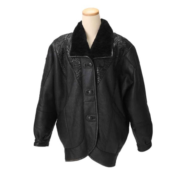 その他アウター
ハーフコート 11号 ラム革 ブラック 【H】
【中古】
