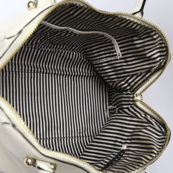 ケイトスペード Kate Spade ハンドバッグ
トートバッグ カーフ ボストンタイプ カーフ アイボリー 【SS】
【中古】