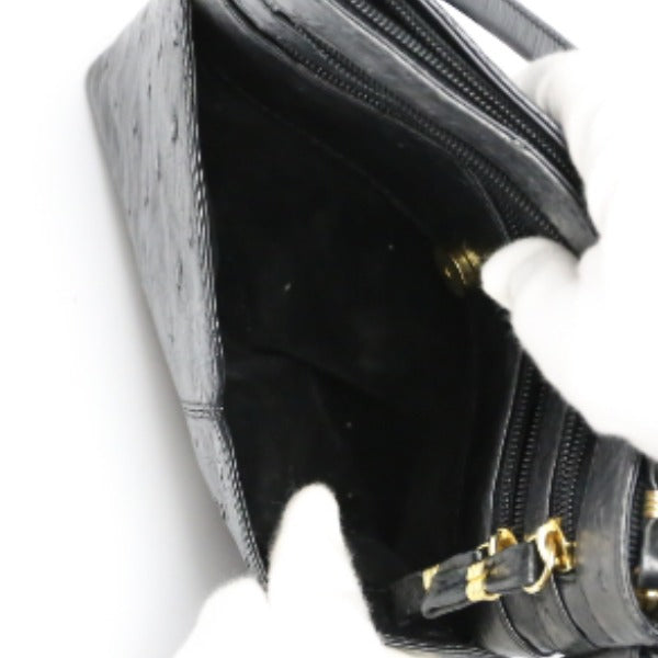 オーストリッチ ostrich ショルダーバッグ
斜め掛け ブラック 【SS】
【中古】