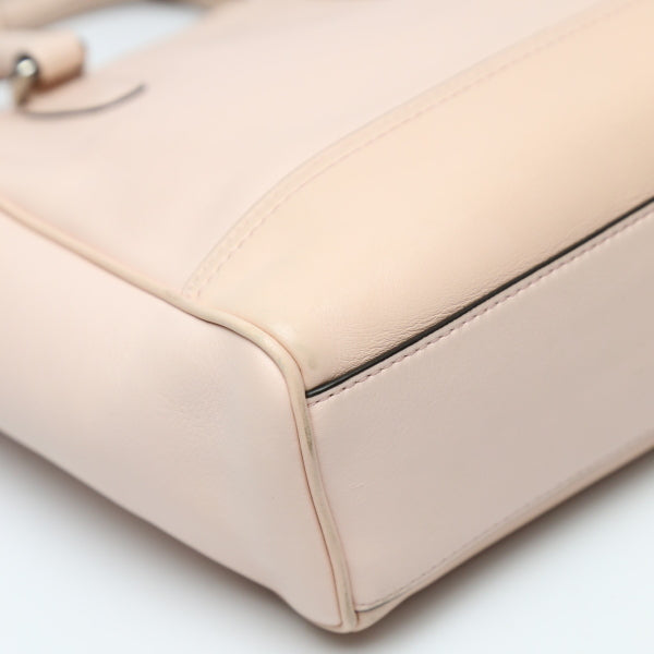 コーチ COACH ハンドバッグ
ショルダーバッグ 斜めかけ 2WAY レザー ピンク 【SS】
【中古】