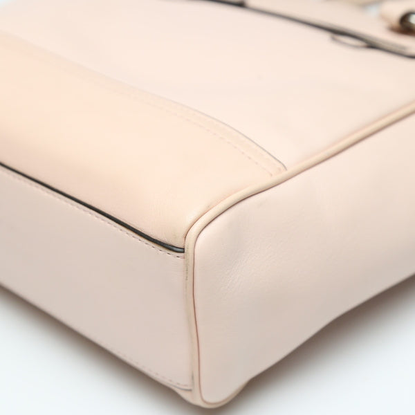 コーチ COACH ハンドバッグ
ショルダーバッグ 斜めかけ 2WAY レザー ピンク 【SS】
【中古】