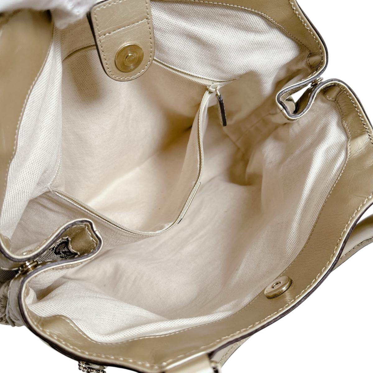 グッチ GUCCI トートバッグ
ハンドバッグ GGキャンバス スーキーバッグ GGキャンバス 211944 ベージュ 【SS】
【中古】