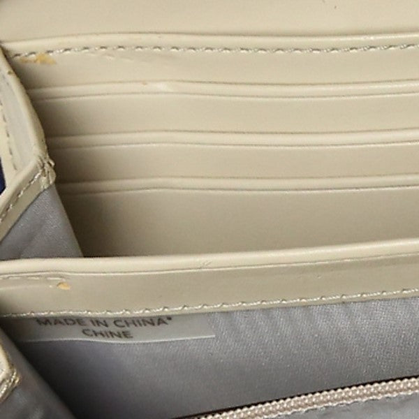 コーチ COACH 長財布
ラウンドファスナー長財布 PVC 外ポケット PVC ベージュ×水色 【SS】
【中古】