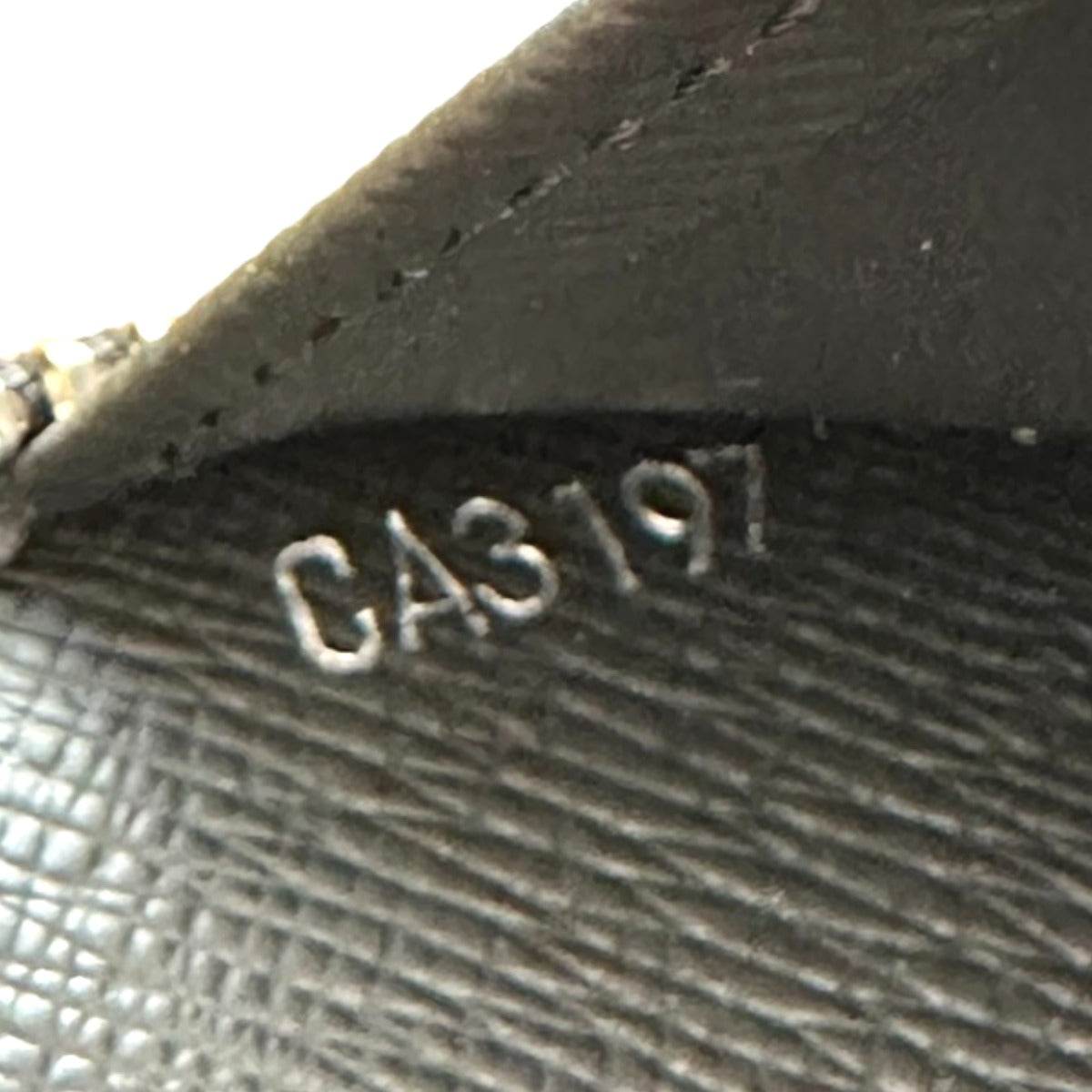 ルイヴィトン LOUIS VUITTON 長財布
ジッピーオーガナイザー ダミエ グラフィット ラウンドファスナー ダミエグラフィットキャンバス N63077 ブラック LV
【SS】
【中古】