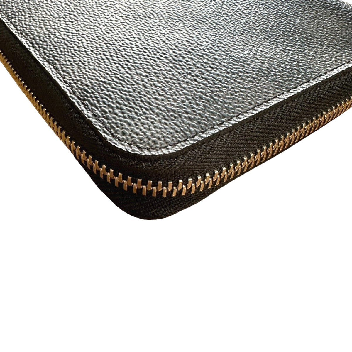 ルイヴィトン LOUIS VUITTON 長財布
ジッピーオーガナイザー ダミエ グラフィット ラウンドファスナー ダミエグラフィットキャンバス N63077 ブラック LV
【SS】
【中古】