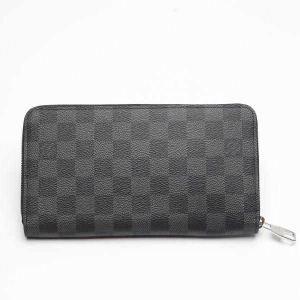 ルイヴィトン LOUIS VUITTON 長財布
ジッピーオーガナイザー ダミエ グラフィット ラウンドファスナー ダミエグラフィットキャンバス N63077 ブラック LV
【SS】
【中古】